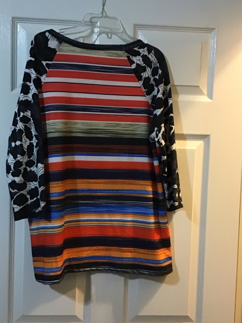 Women's Multicolor Striped Keyhole Raglan Top - Picture 2 of 3